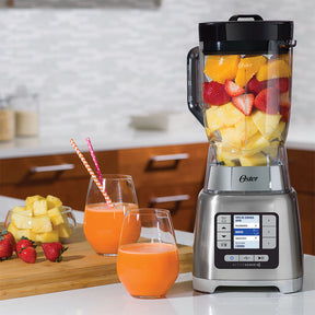 Liquidificador Digital Oster Active Sense™ Inox 2L com Blend N Go